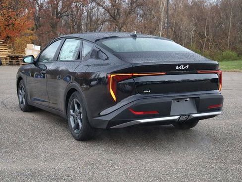 New 2025 Kia K4 LXS image 7