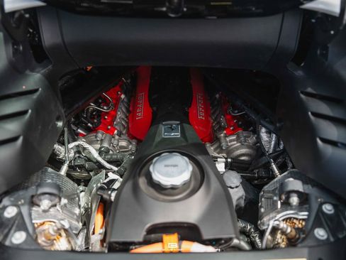 Used 2023 Ferrari SF90 Spider AWD/4WD image 20