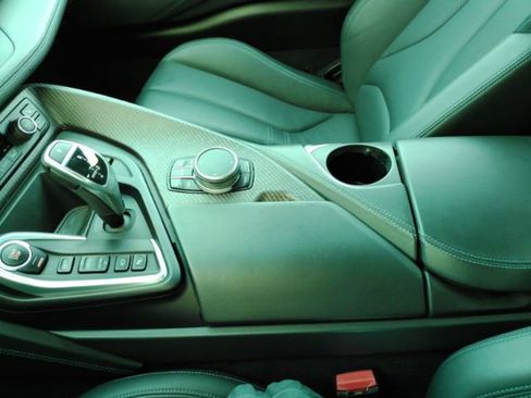 Used 2019 BMW i8 Roadster image 37