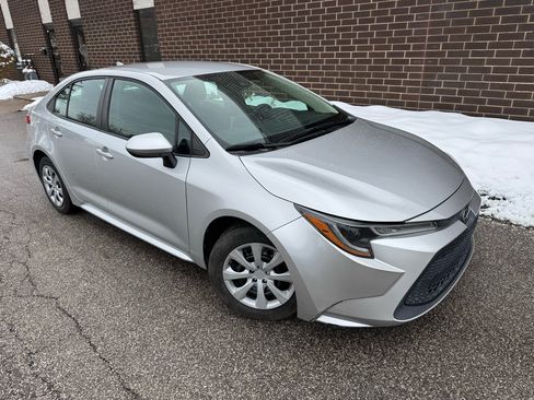 Used 2021 Toyota Corolla LE image 33
