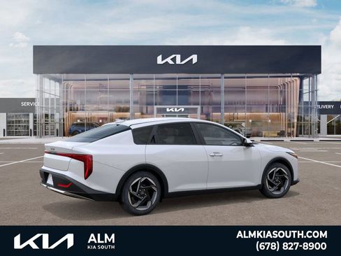 New 2025 Kia K4 EX image 6