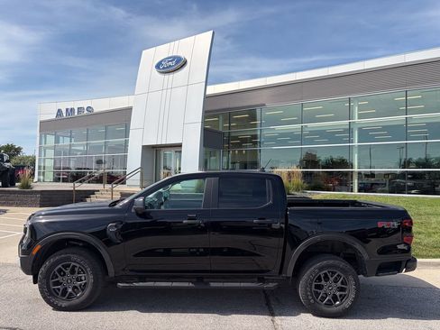 Used 2024 Ford Ranger XLT w/ Technology Package AWD/4WD image 3