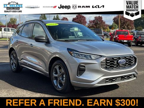 Used 2023 Ford Escape ST-Line w/ Cold Weather Package image 10