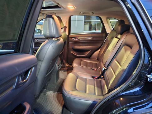 Used 2023 MAZDA CX-5 AWD 2.5 S w/ Premium Package image 16