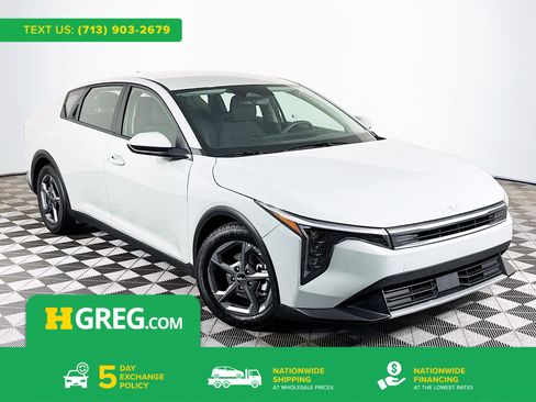 Used 2026 Kia K4 FWD image 1