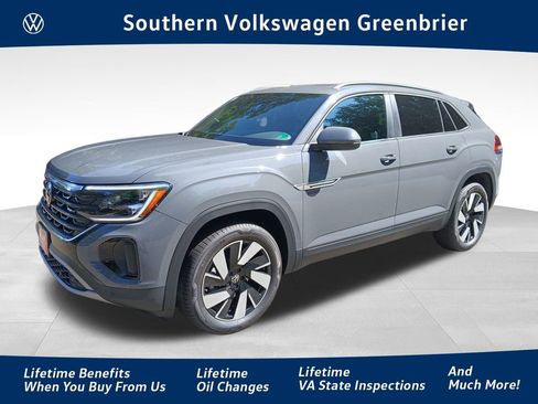 New 2026 Volkswagen Atlas Cross Sport SE image 1