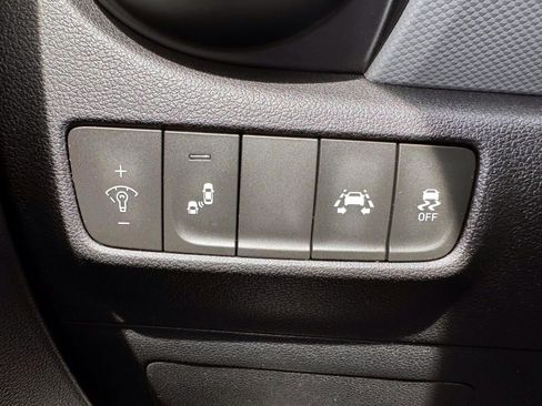 Used 2019 Hyundai Kona SEL AWD/4WD image 15