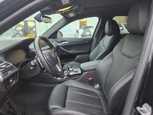 Used 2025 BMW X4 xDrive30i image 17