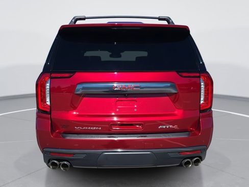 Used 2024 GMC Yukon AT4 w/ AT4 Premium Plus Package image 4
