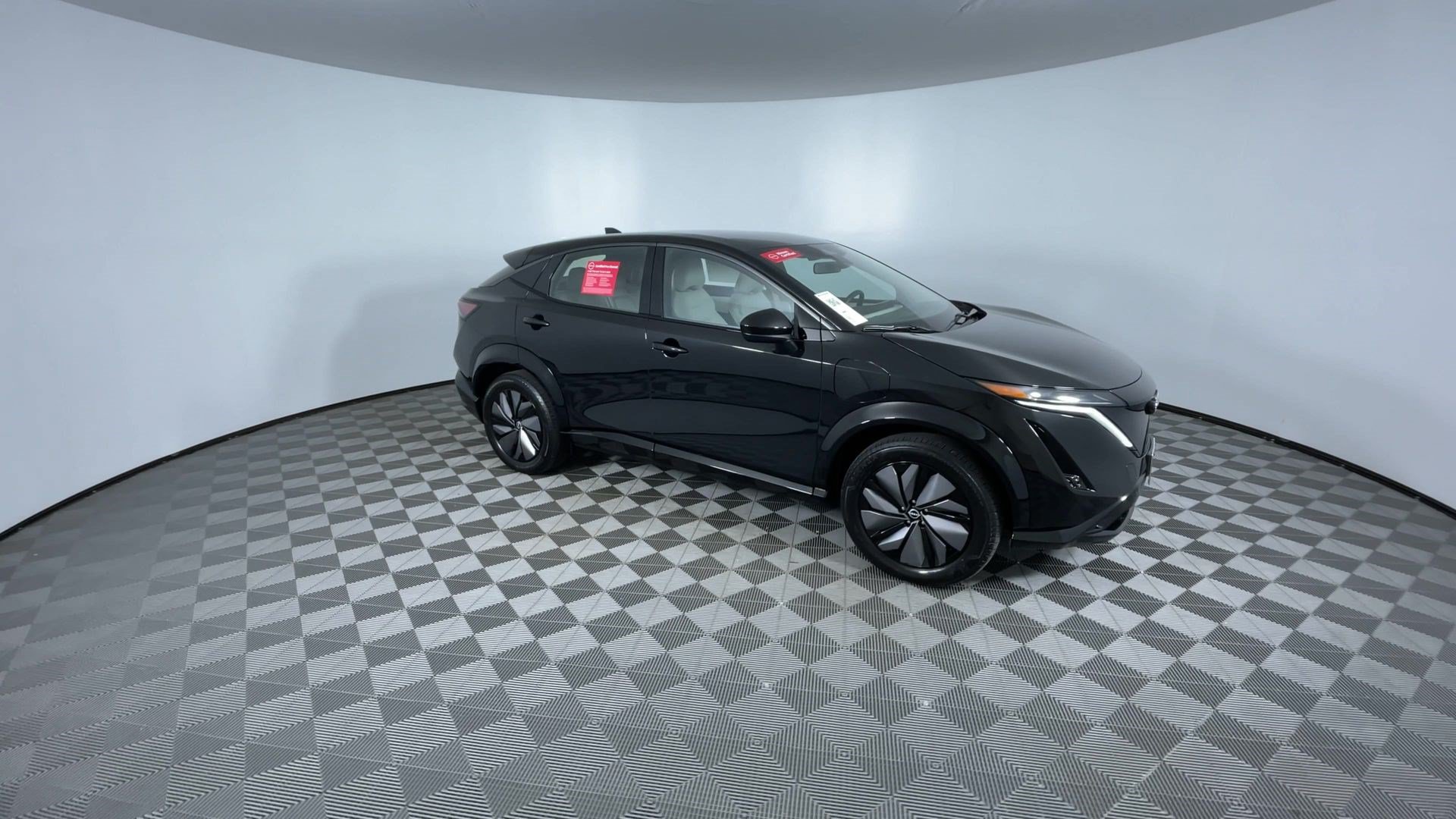 Certified 2024 Nissan Ariya AWD image 2