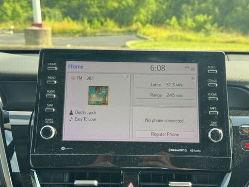 Used 2022 Toyota Camry XSE FWD image 19