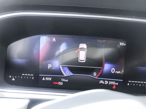 New 2025 Volkswagen Taos SE image 26