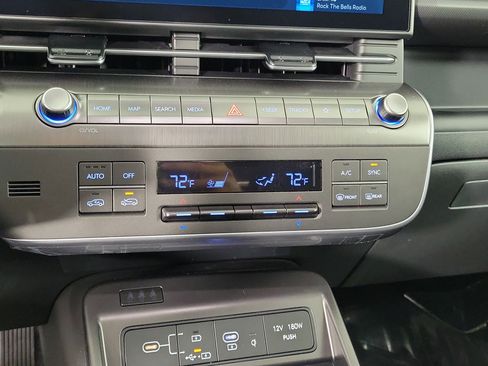 New 2025 Hyundai Kona SEL image 16