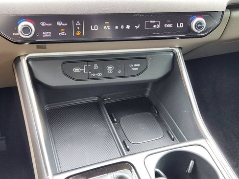 New 2026 Kia Carnival SX FWD image 18