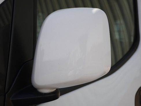 Used 2020 Nissan NV200 SV w/ Sliding Glass Door Package image 3