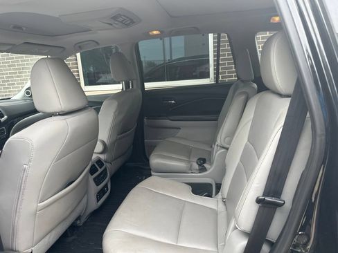 Used 2016 Honda Pilot Elite image 3