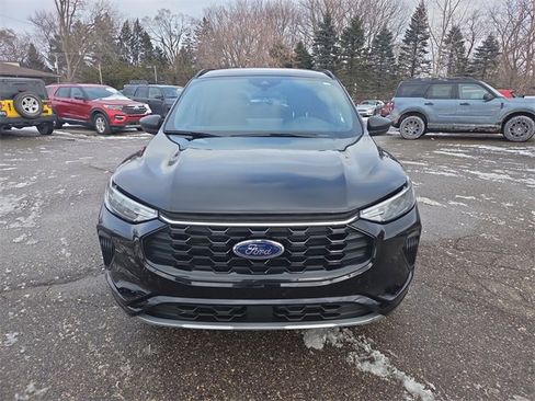 Certified 2024 Ford Escape ST-Line w/ Tech Pack #1 image 11