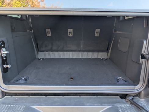 Used 2025 Ford Bronco Badlands image 18