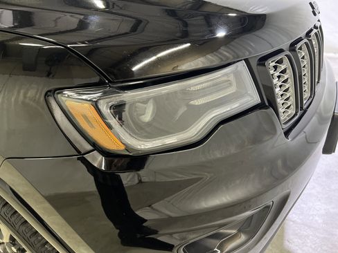 Used 2021 Jeep Grand Cherokee Laredo X AWD/4WD image 5