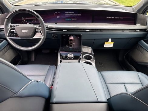 New 2025 Cadillac Escalade IQ Sport 2 image 20