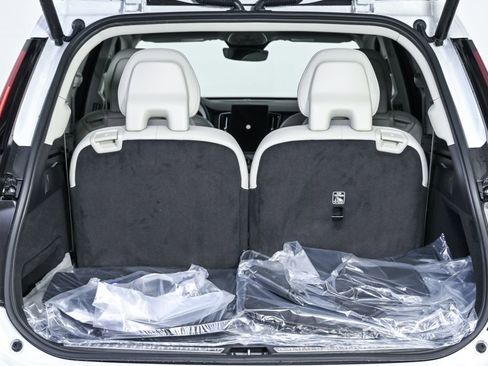 New 2026 Volvo XC90 B6 Ultra w/ Protection Package AWD/4WD image 30