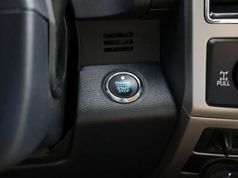 Used 2022 Ford F250 Lariat w/ Lariat Ultimate Package AWD/4WD image 20