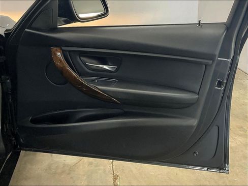 Used 2015 BMW 328i Sedan image 24