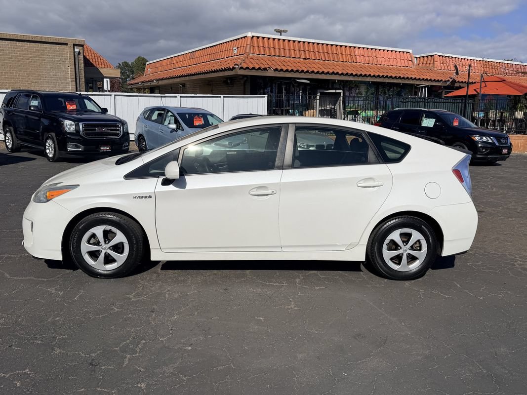 Used 2014 Toyota Prius Two FWD image 8