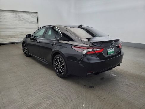 Used 2021 Toyota Camry SE image 5