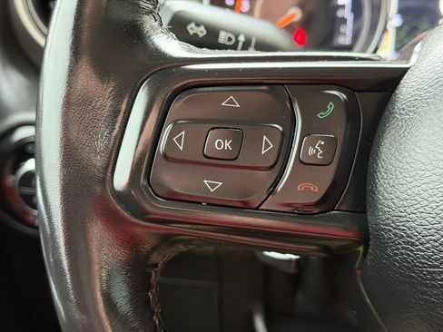 Used 2021 Jeep Gladiator Sport image 19