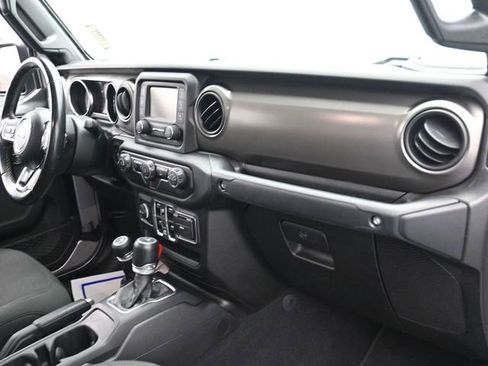 Used 2020 Jeep Gladiator Sport w/ Quick Order Package 24S image 27