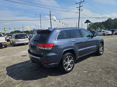 Used 2019 Jeep Grand Cherokee Overland RWD image 5