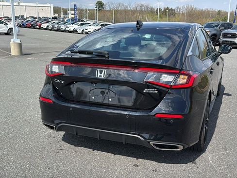 Used 2023 Honda Civic Sport Touring image 7