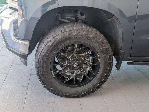 Used 2022 Chevrolet Silverado 1500 LTZ image 4