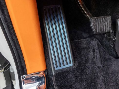 Used 2023 Rolls-Royce Cullinan Black Badge AWD/4WD image 43