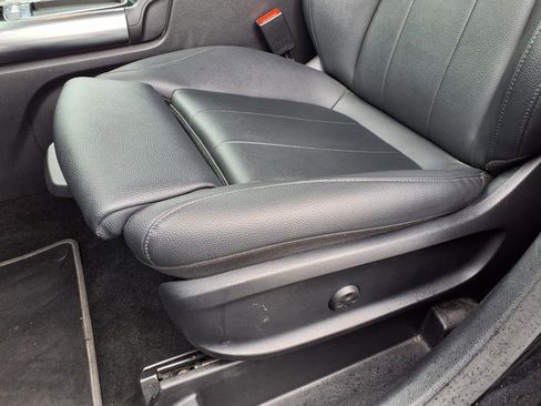 Used 2025 Mercedes-Benz GLA 250 image 23