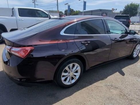 Certified 2020 Chevrolet Malibu LT FWD image 8