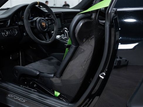 Used 2019 Porsche 911 GT3 RS RWD image 21
