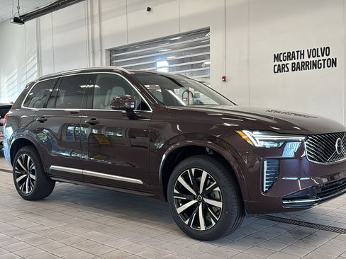 New 2026 Volvo XC90 B5 Core AWD/4WD image 3