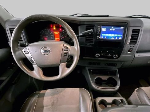 Used 2019 Nissan NV 2500 SV RWD image 5
