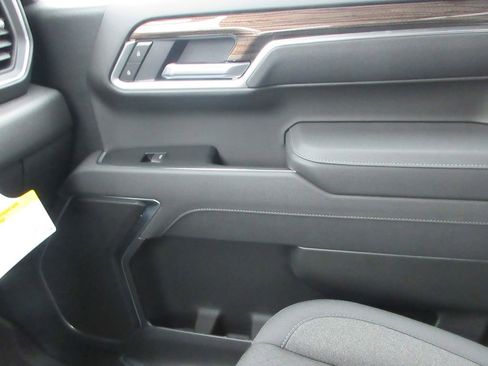 Used 2026 Chevrolet Silverado 1500 RST w/ RST Select Package image 31