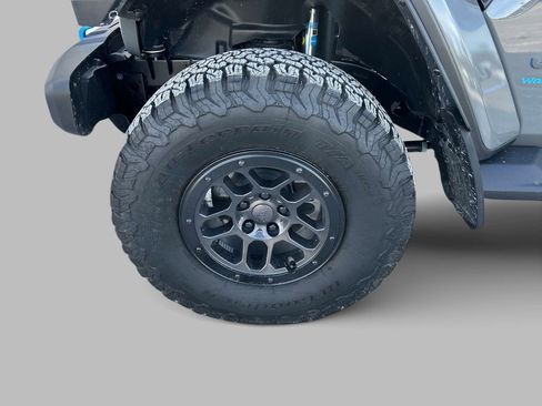 Used 2023 Jeep Wrangler Unlimited Rubicon 4xe w/ Safety Group image 11
