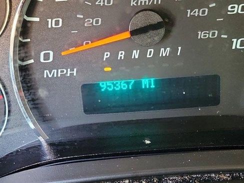 Used 2023 Chevrolet Express 2500 w/ Driver Convenience Package RWD image 20