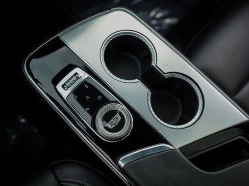 Used 2024 Cadillac Lyriq Tech image 34