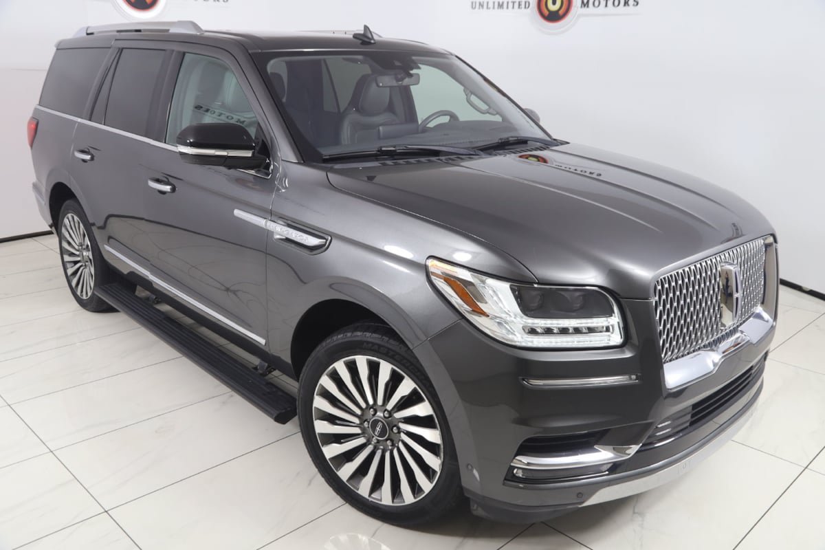 Used 2018 Lincoln Navigator Reserve w/ Technology Package AWD/4WD image 19