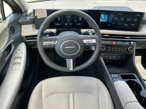 Used 2025 Hyundai Sonata SEL FWD image 16