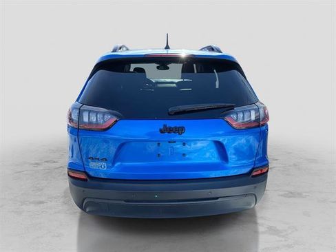 Used 2023 Jeep Cherokee Altitude Lux w/ Lux Elite Package image 4