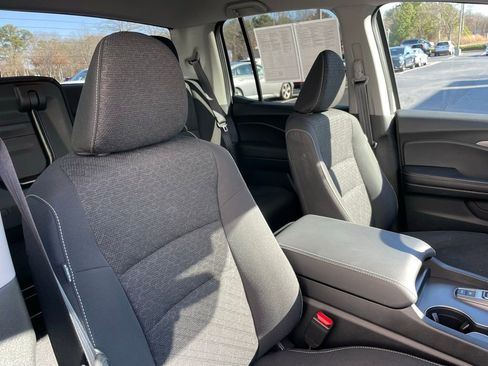 Certified 2025 Honda Ridgeline Sport image 31