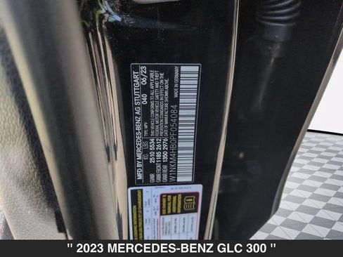 Used 2023 Mercedes-Benz GLC 300 4MATIC image 34