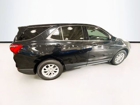 Used 2020 Chevrolet Equinox LT w/ Driver Convenience Package FWD image 5